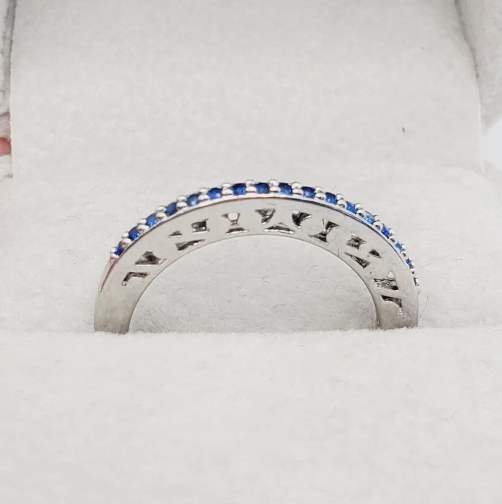 Blue Design Band - Picture 2 of 6